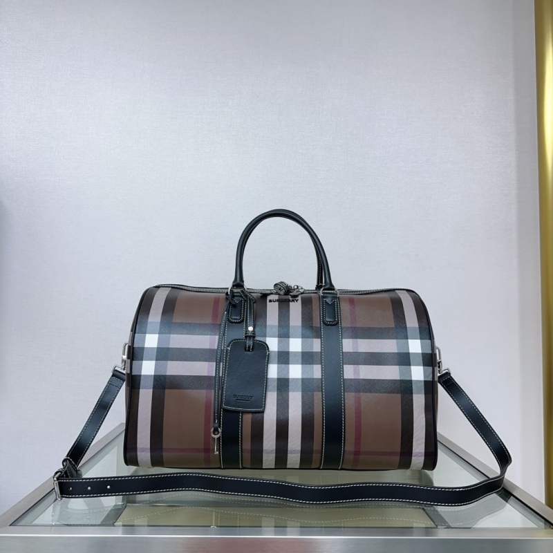 Bv*b*rry travel bags